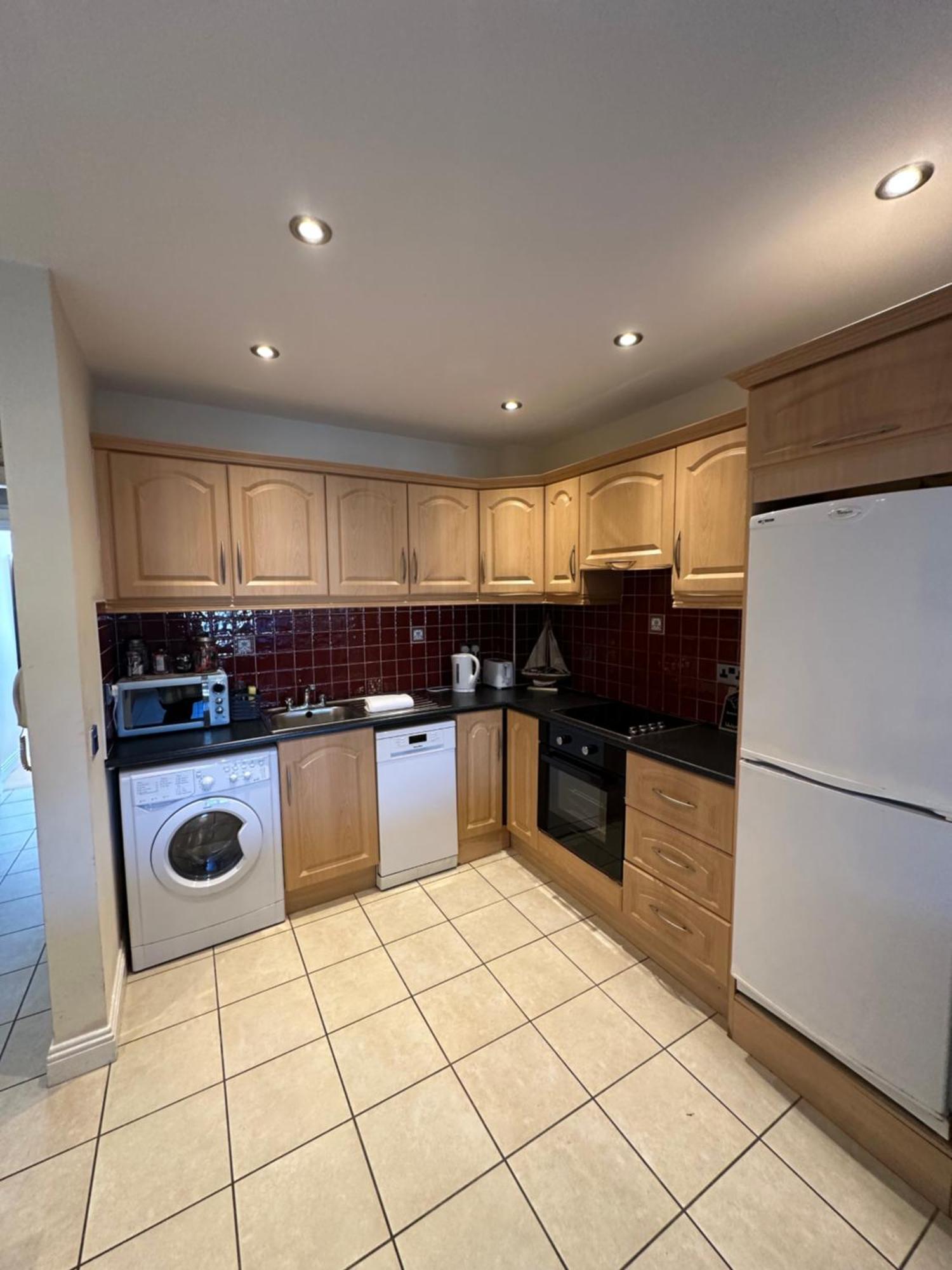 Waterlane Apartments Голуэй Экстерьер фото